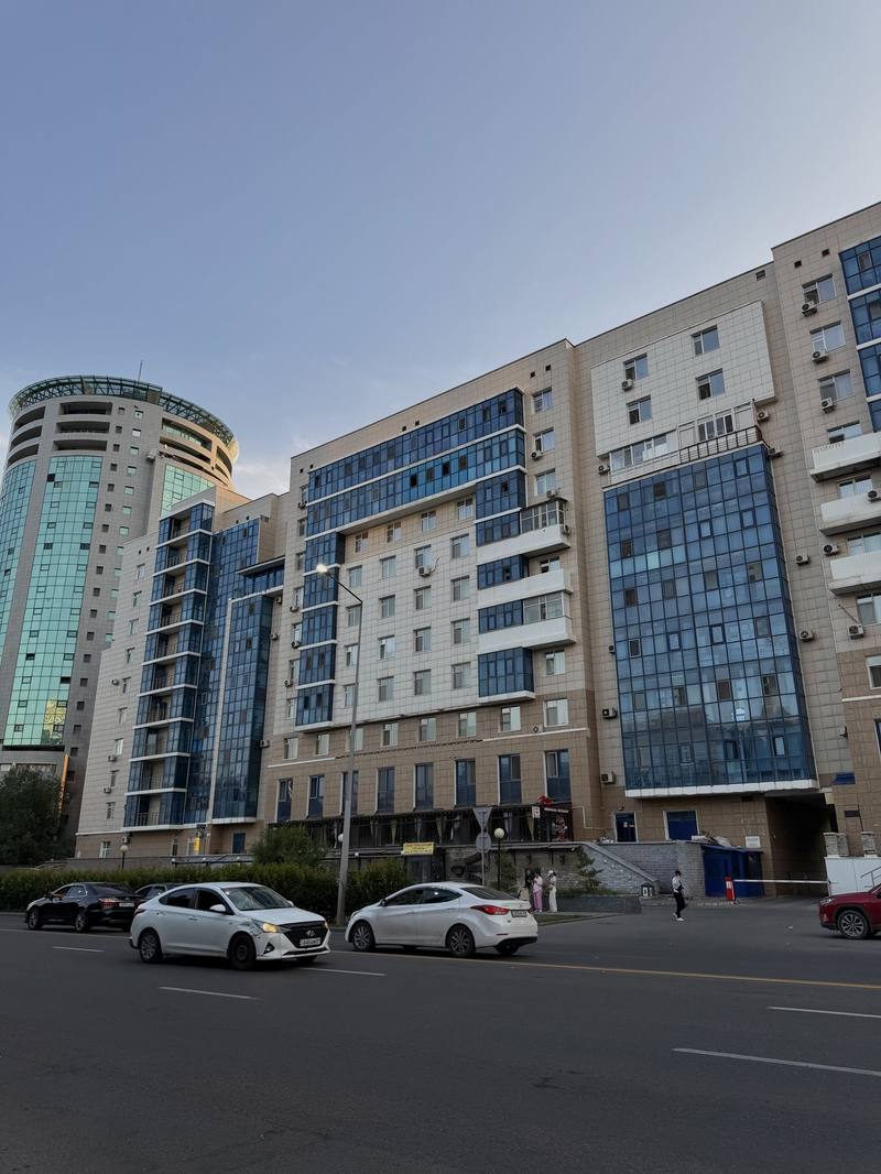 Синий фасад
